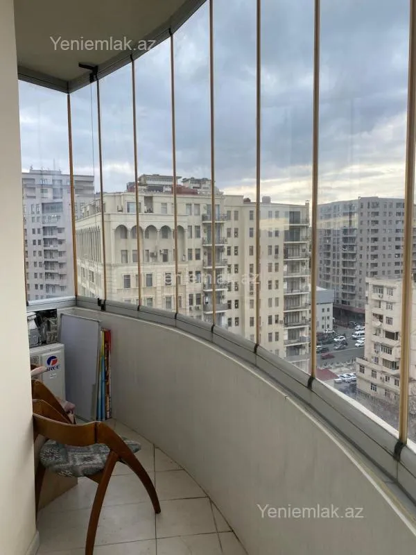 Satılır 3 otaqlı yeni tikili 156 m²