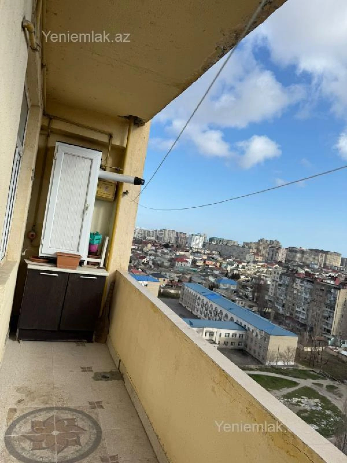 Satılır 3 otaqlı yeni tikili 130 m²