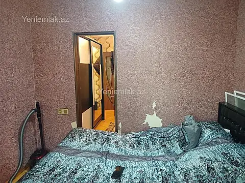 Satılır 1 otaqlı köhnə tikili 34 m²