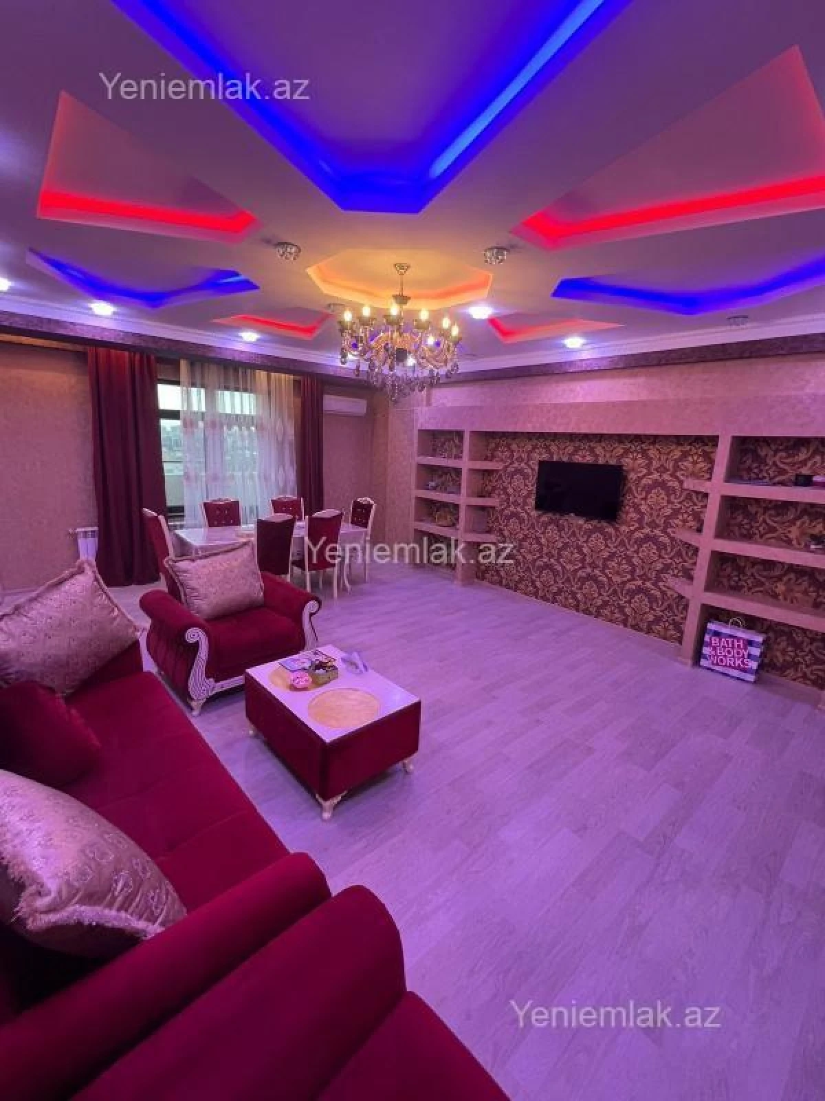 Satılır 3 otaqlı yeni tikili 143 m²