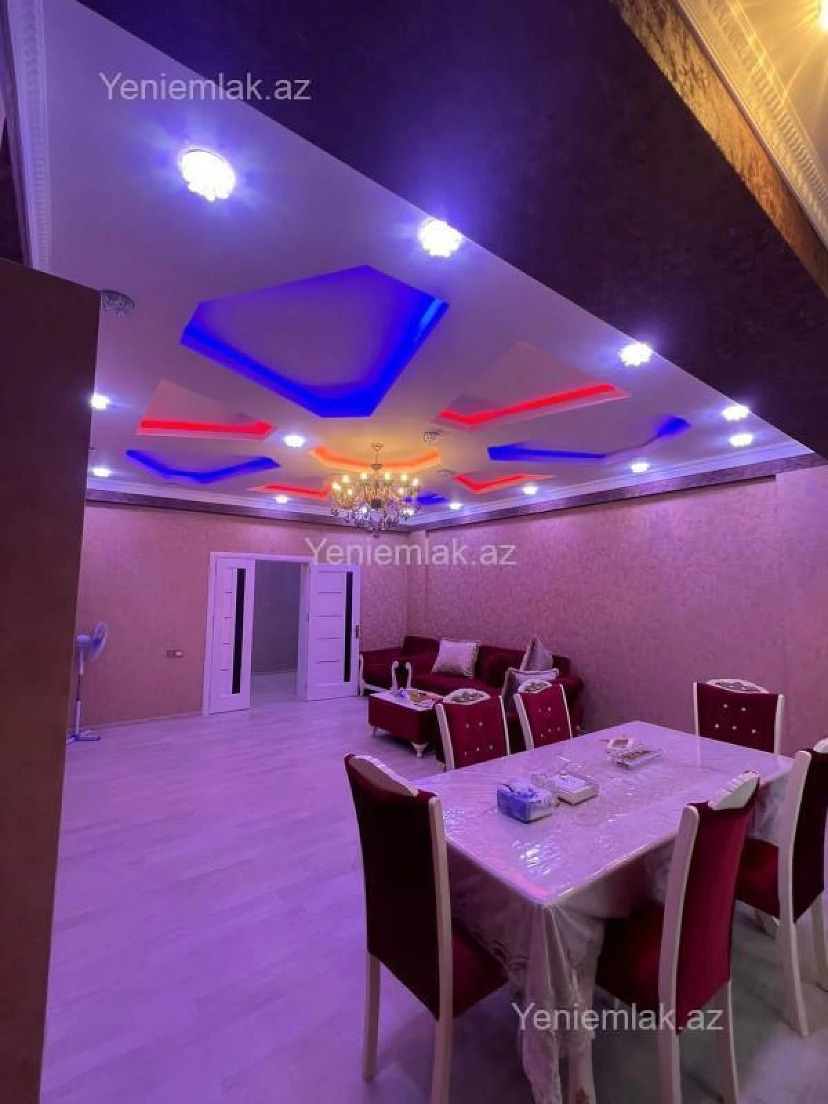 Satılır 3 otaqlı yeni tikili 143 m²