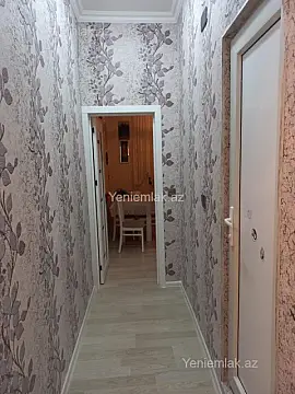 Satılır 2 otaqlı köhnə tikili 60 m²