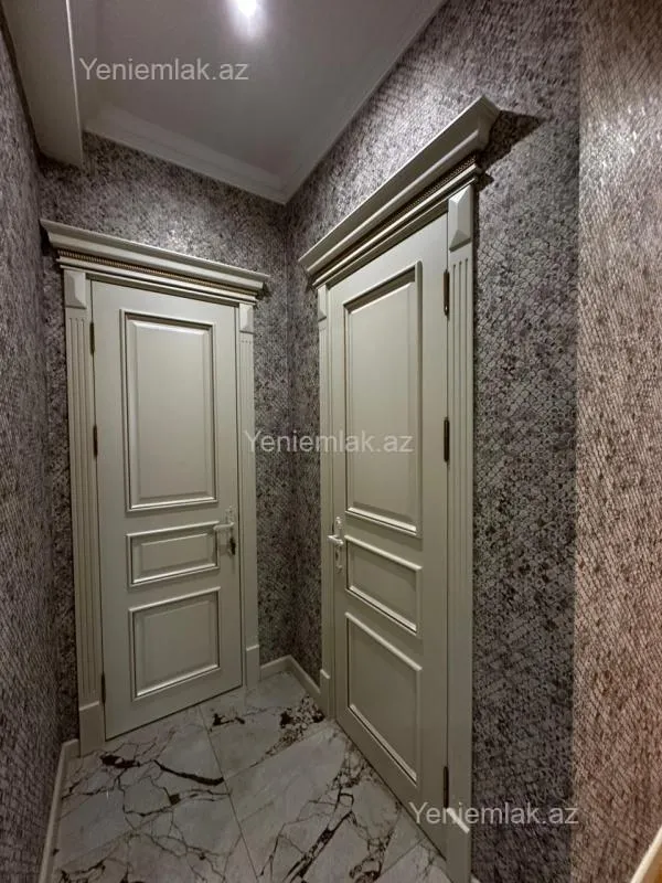 Satılır 3 otaqlı yeni tikili 150 m²