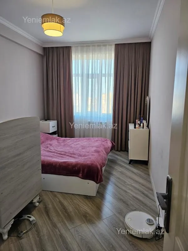 Satılır 3 otaqlı yeni tikili 70 m²