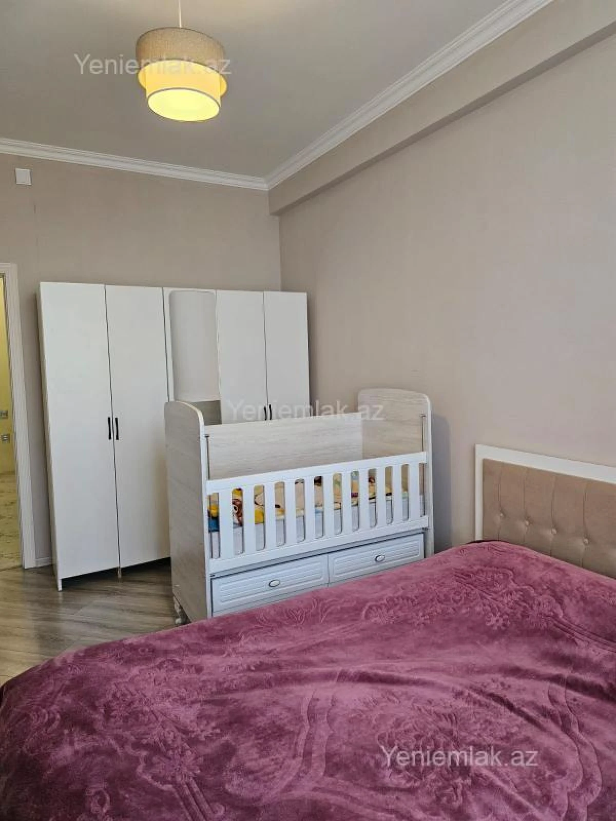 Satılır 3 otaqlı yeni tikili 70 m²