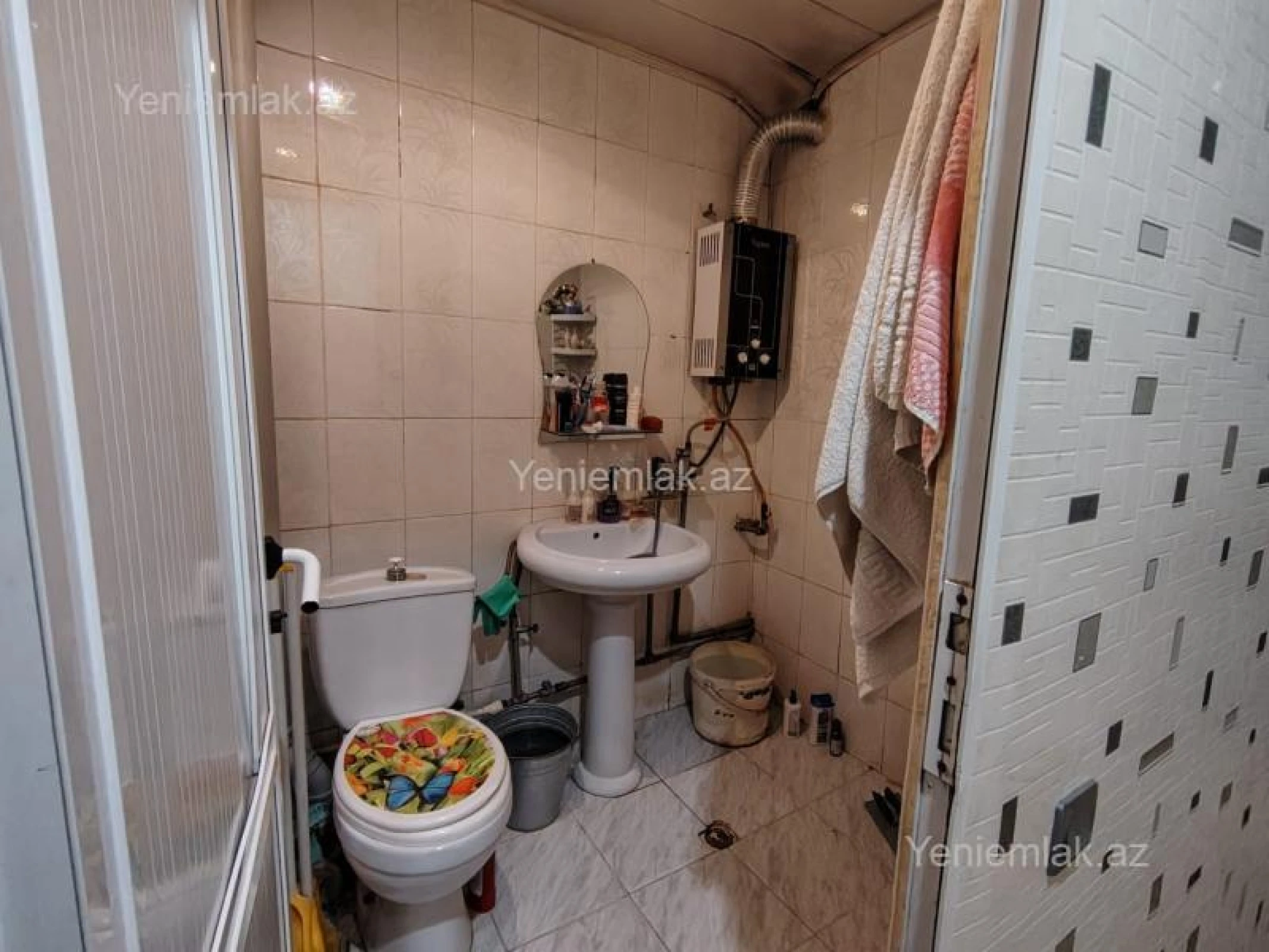 Satılır 1 otaqlı köhnə tikili 32 m²