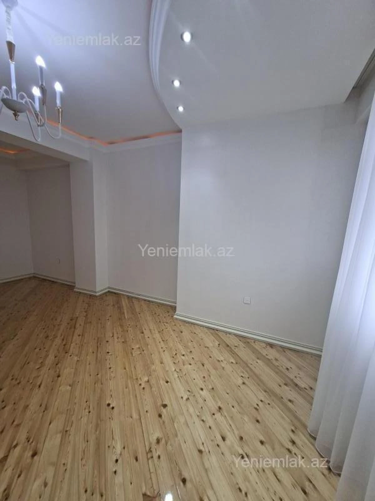 Satılır 2 otaqlı yeni tikili 75 m²