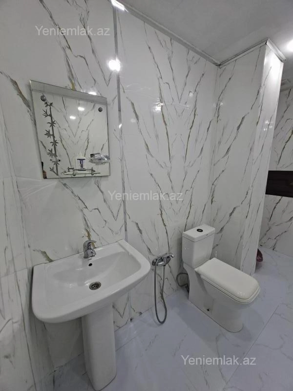 Satılır 2 otaqlı yeni tikili 75 m²