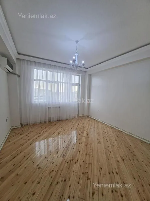 Satılır 2 otaqlı yeni tikili 75 m²