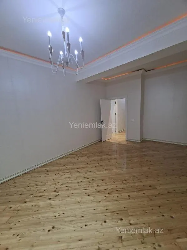 Satılır 2 otaqlı yeni tikili 75 m²