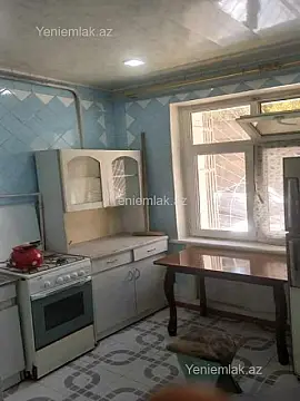Satılır 2 otaqlı köhnə tikili 55 m²