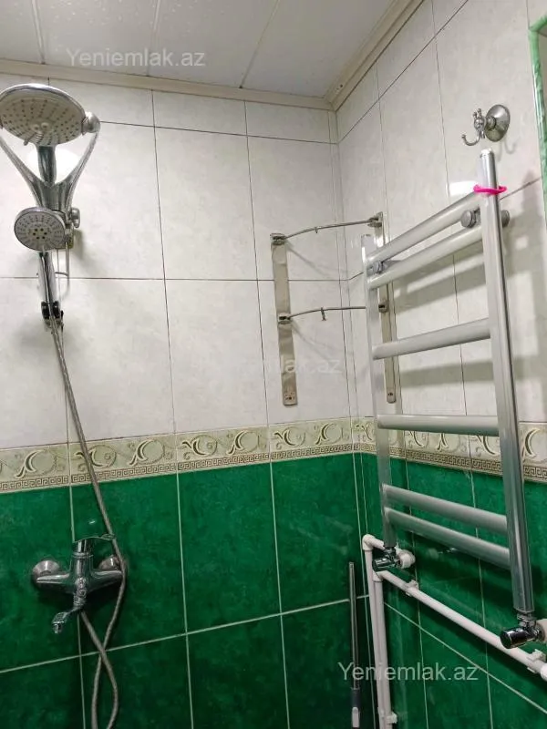 Satılır 2 otaqlı köhnə tikili 48 m²