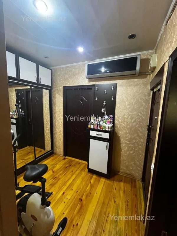 Satılır 3 otaqlı köhnə tikili 65 m²