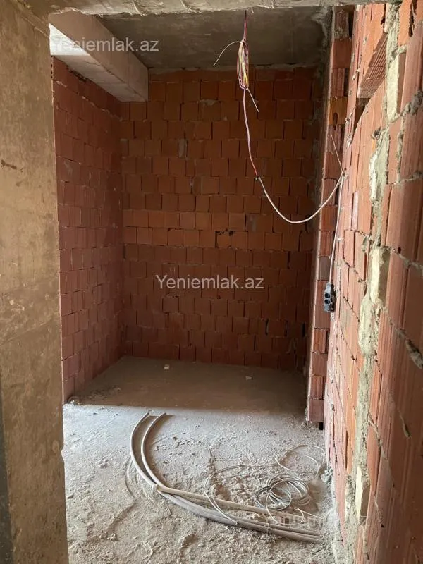 Satılır 2 otaqlı yeni tikili 66 m²