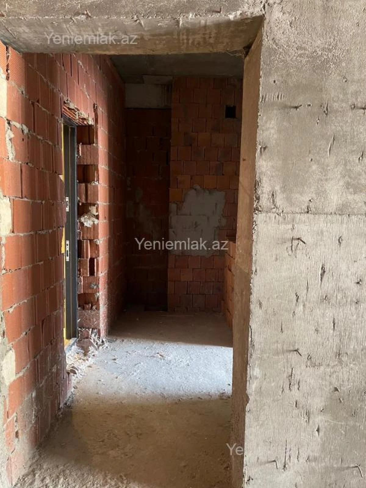 Satılır 2 otaqlı yeni tikili 66 m²