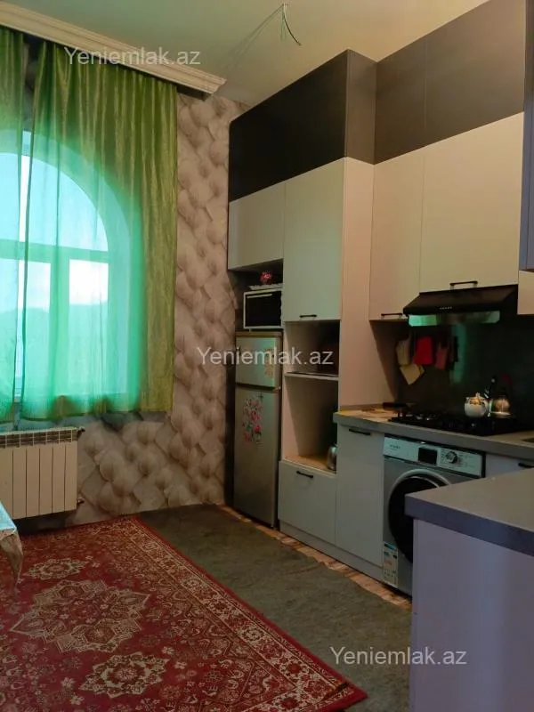 Satılır 3 otaqlı həyət evi 100 m²