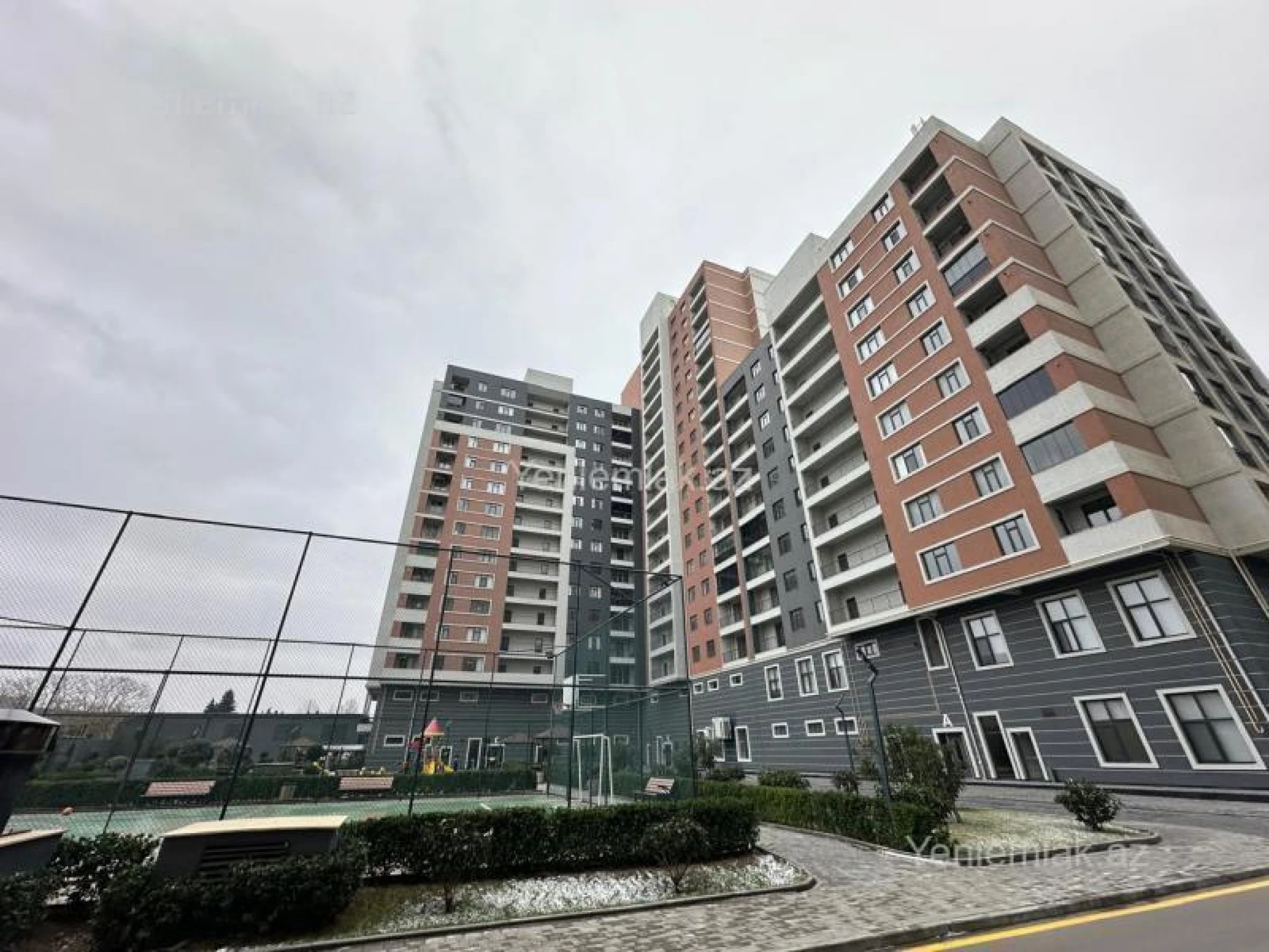 Satılır 2 otaqlı yeni tikili 108 m²