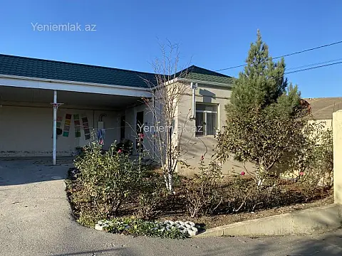 Satılır 3 otaqlı həyət evi 220 m²