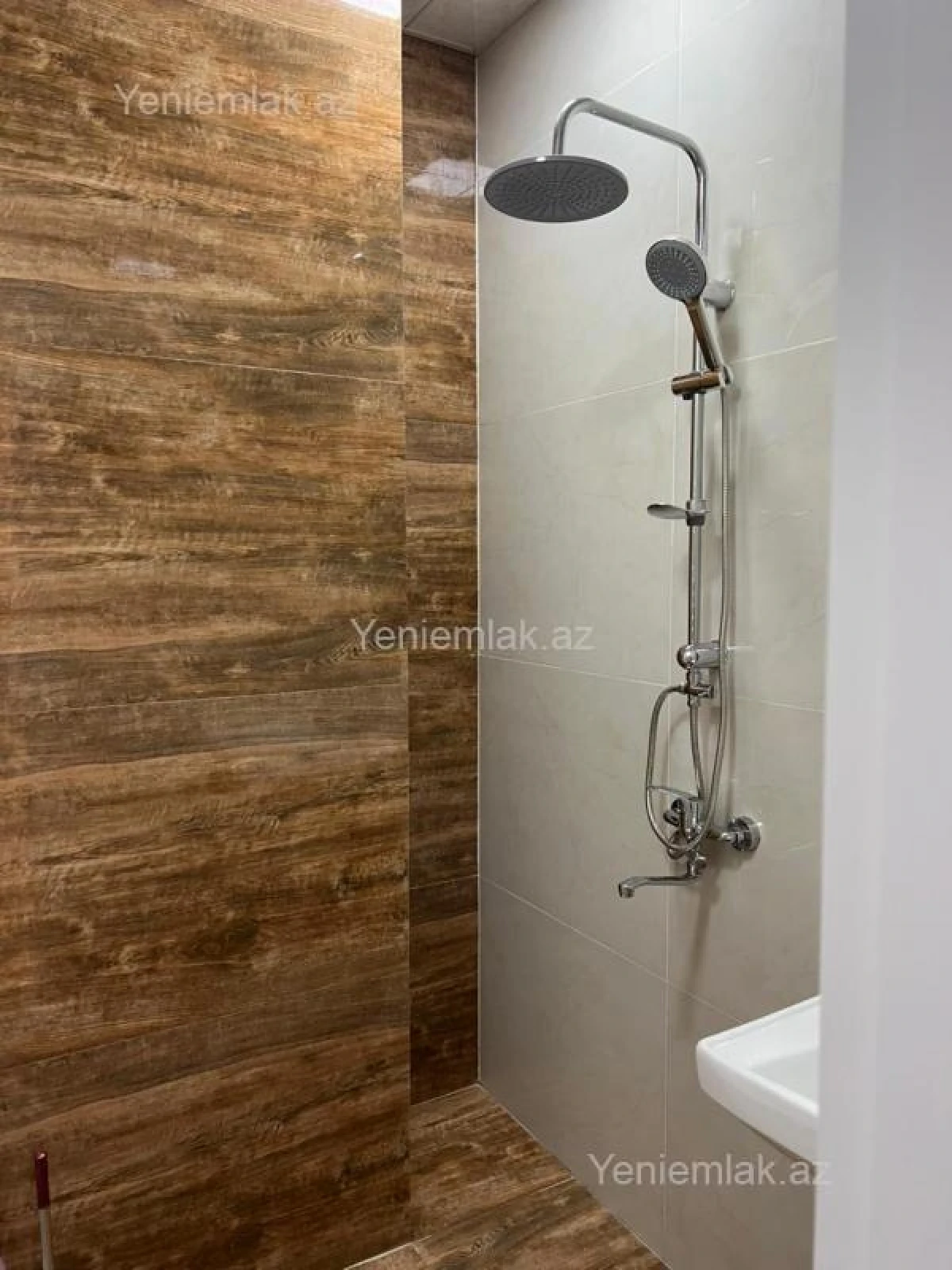 Satılır 2 otaqlı yeni tikili 83 m²