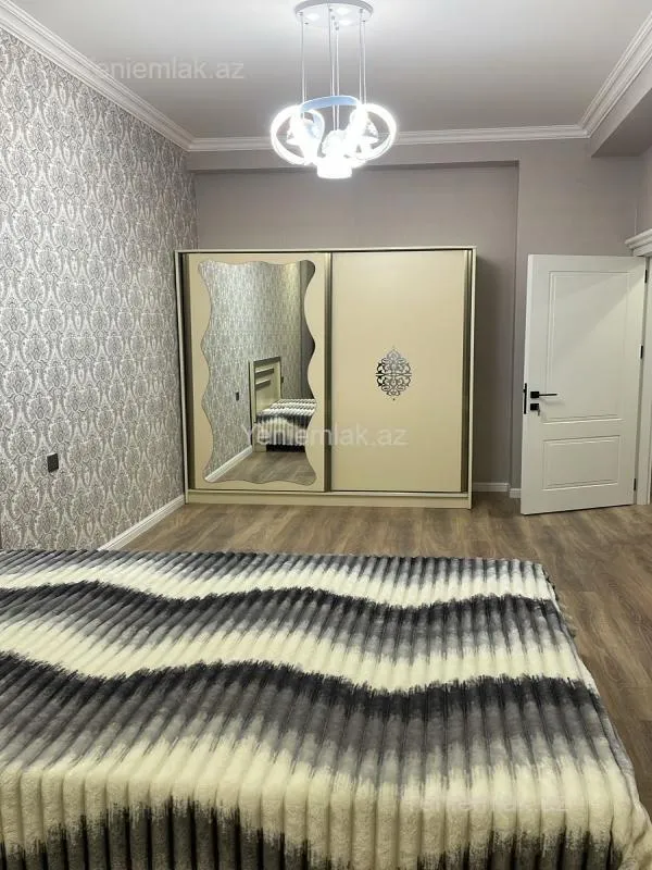 Satılır 2 otaqlı yeni tikili 83 m²