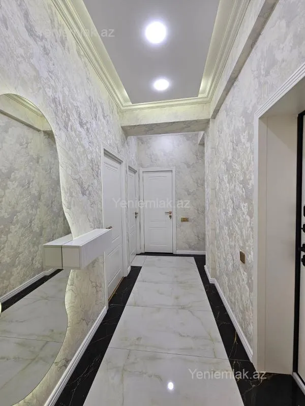 Satılır 2 otaqlı yeni tikili 65 m²