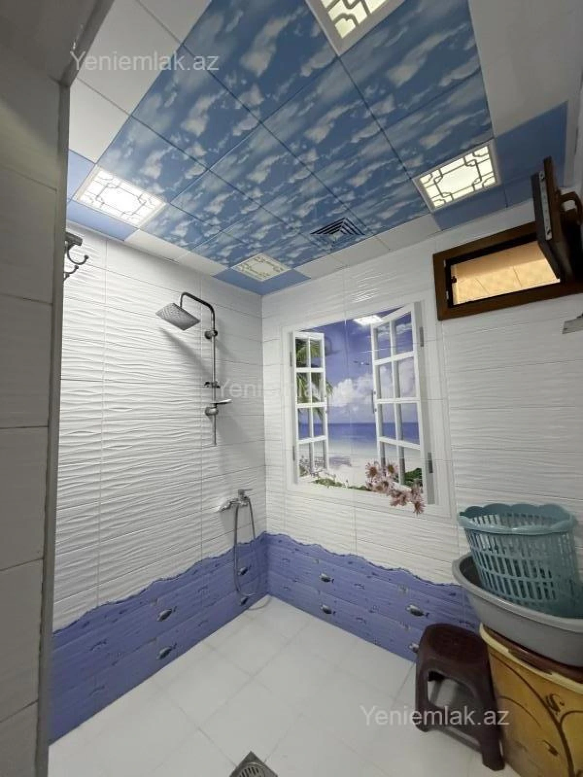 Satılır 5 otaqlı həyət evi 180 m²