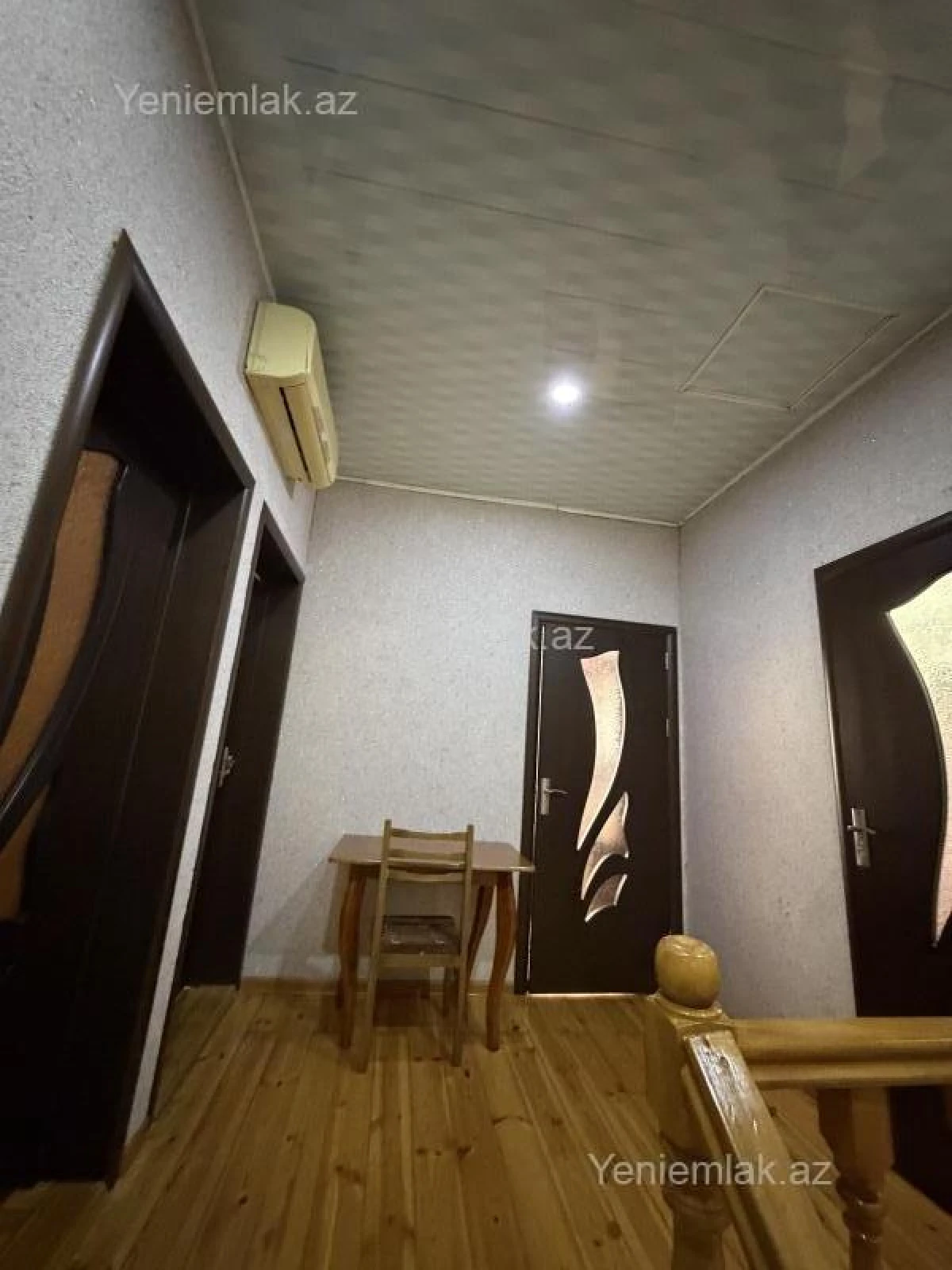 Satılır 5 otaqlı həyət evi 180 m²