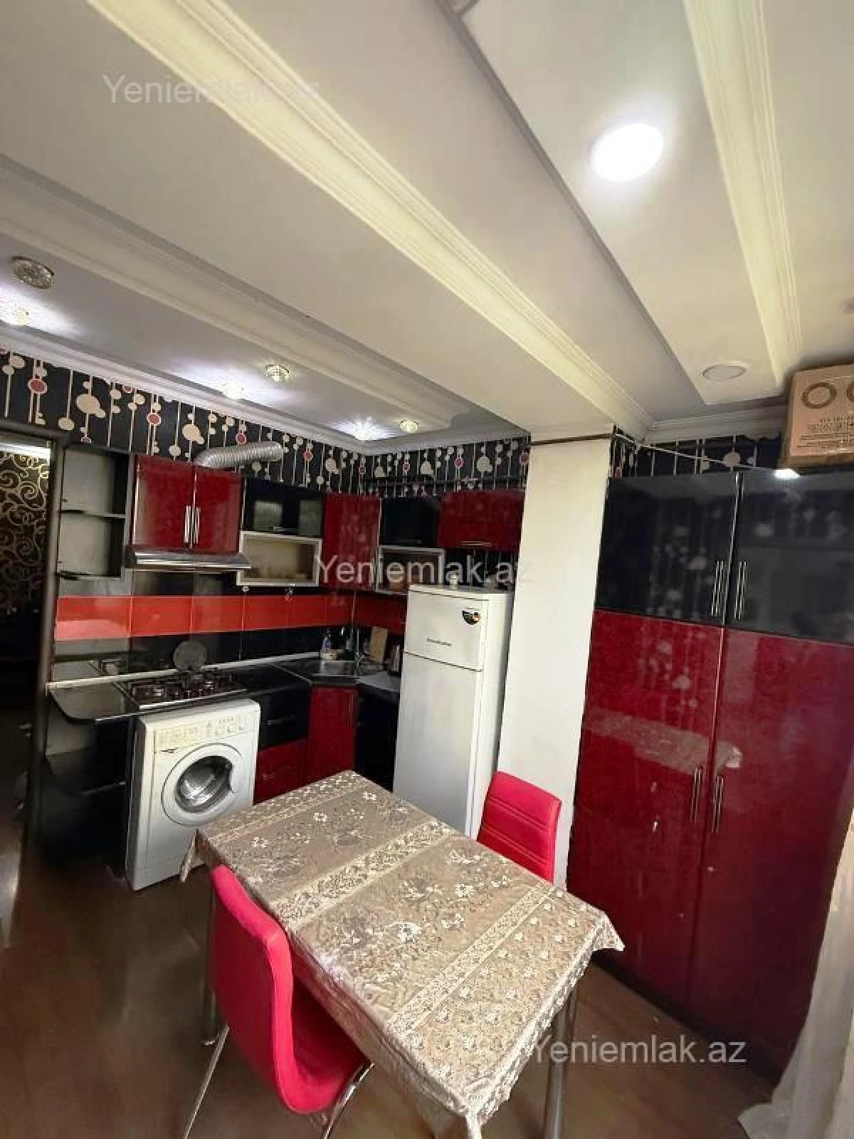 Satılır 2 otaqlı köhnə tikili 45 m²