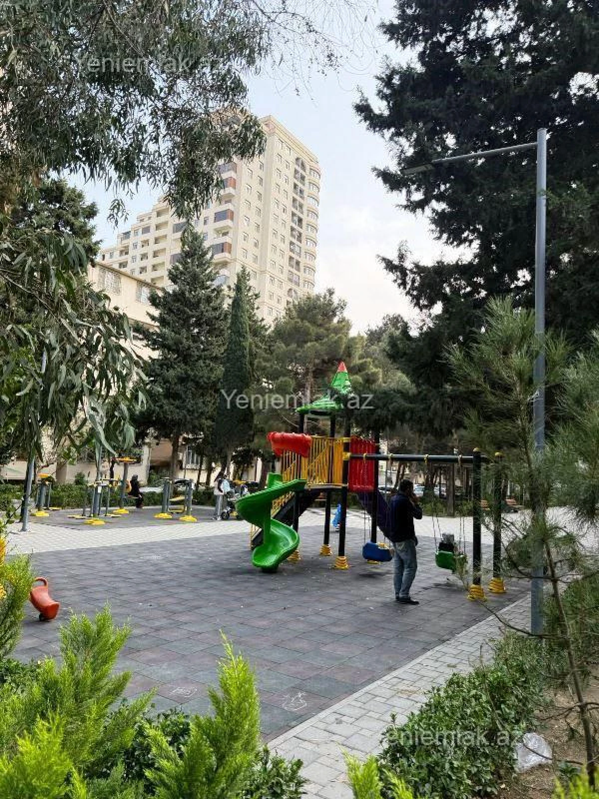 Satılır 2 otaqlı köhnə tikili 45 m²