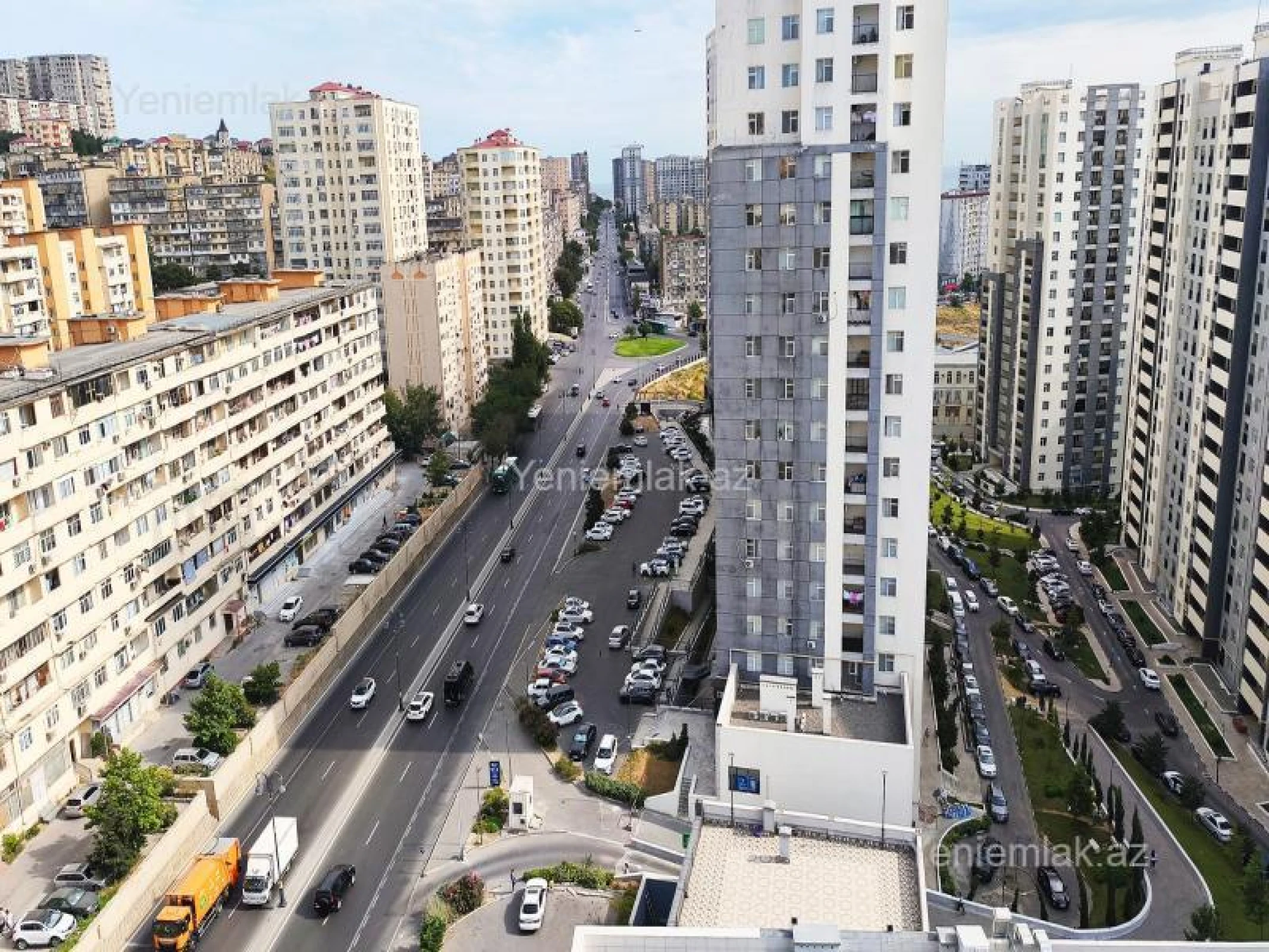 Satılır 3 otaqlı yeni tikili 131.5 m²