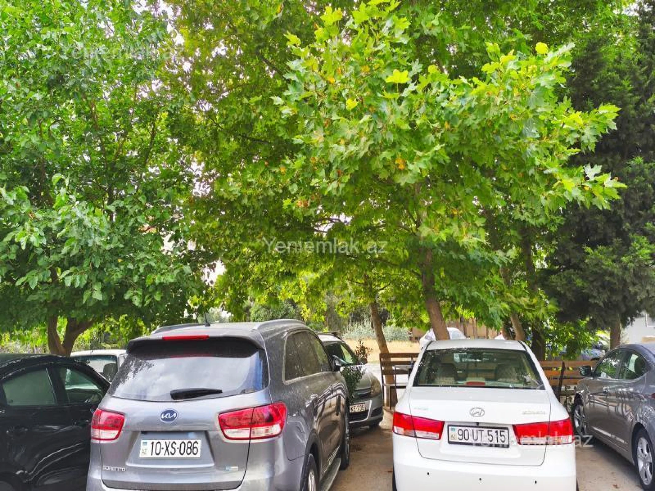 Satılır 3 otaqlı yeni tikili 131.5 m²