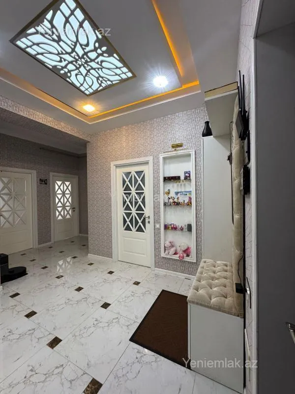 Satılır 2 otaqlı yeni tikili 80 m²