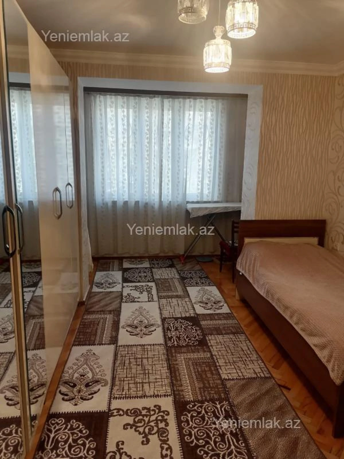Satılır 3 otaqlı köhnə tikili 85 m²