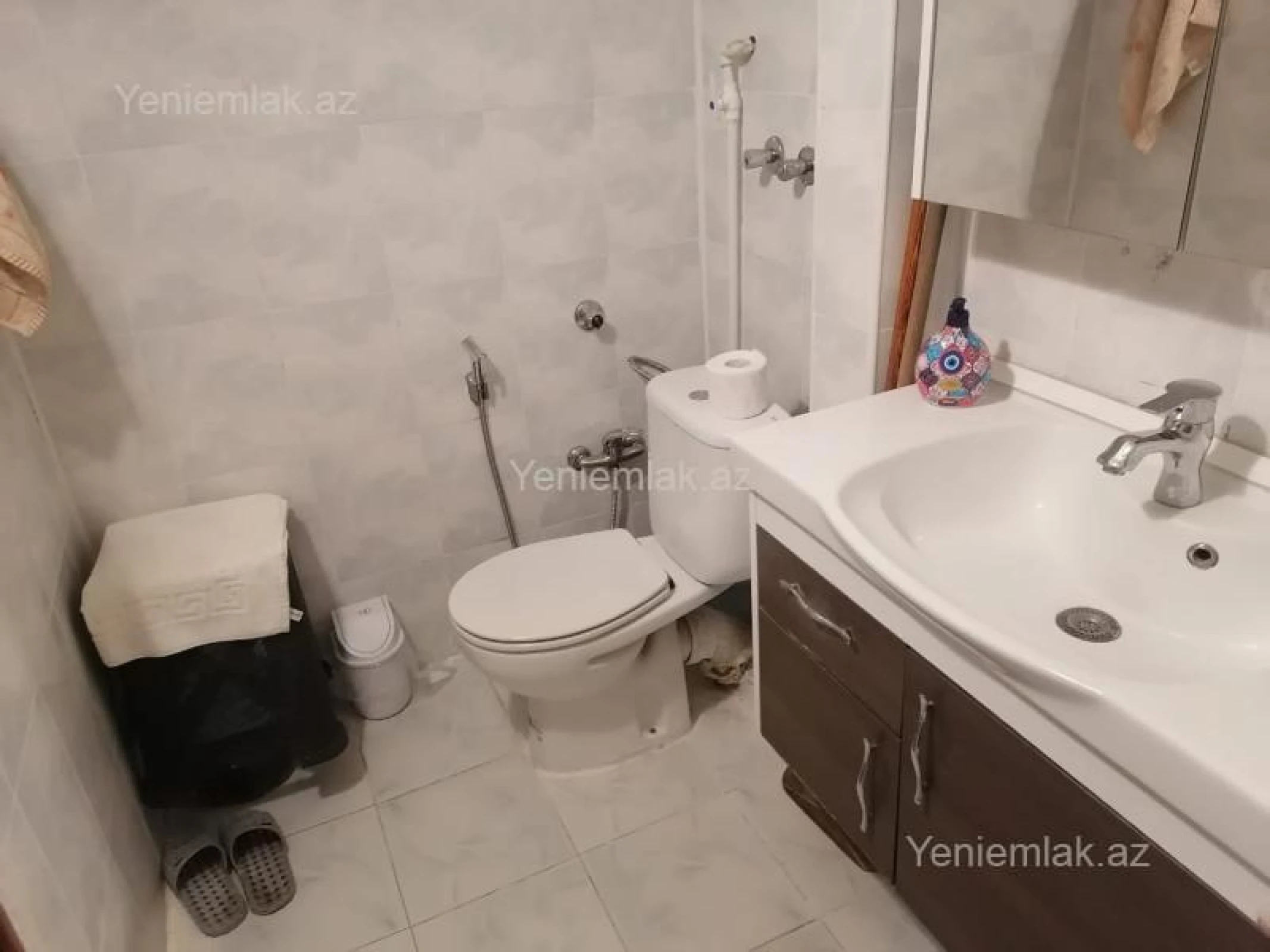 Satılır 3 otaqlı köhnə tikili 85 m²