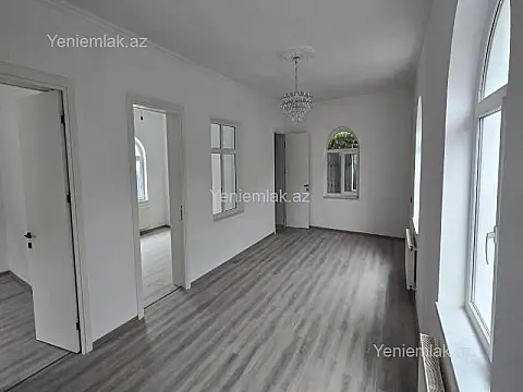 Satılır 3 otaqlı həyət evi 100 m²