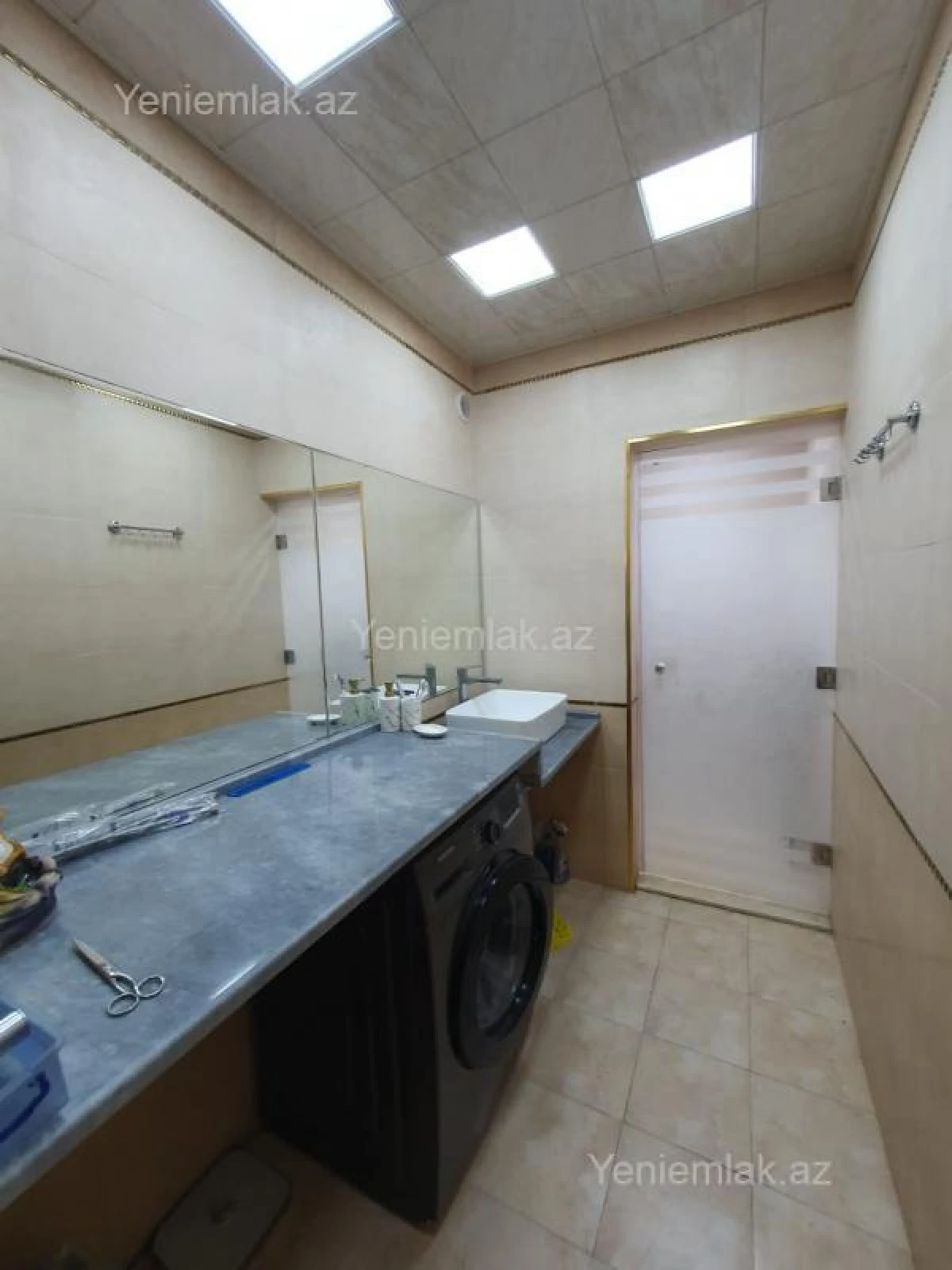 Satılır 5 otaqlı köhnə tikili 120 m²