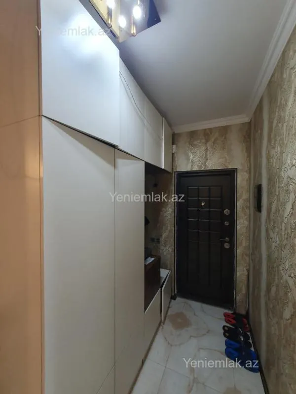 Satılır 5 otaqlı köhnə tikili 120 m²