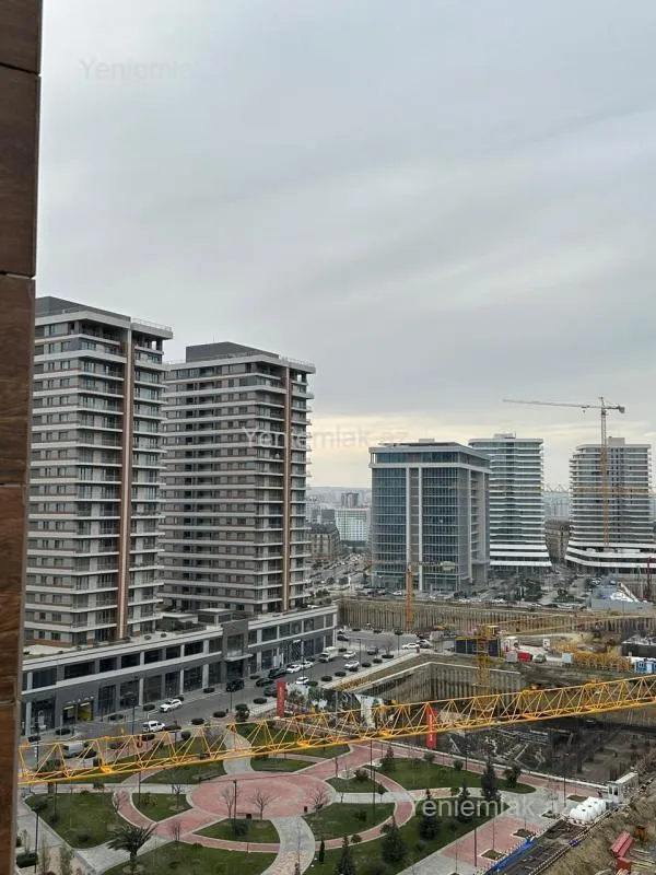 Satılır 3 otaqlı yeni tikili 162 m²