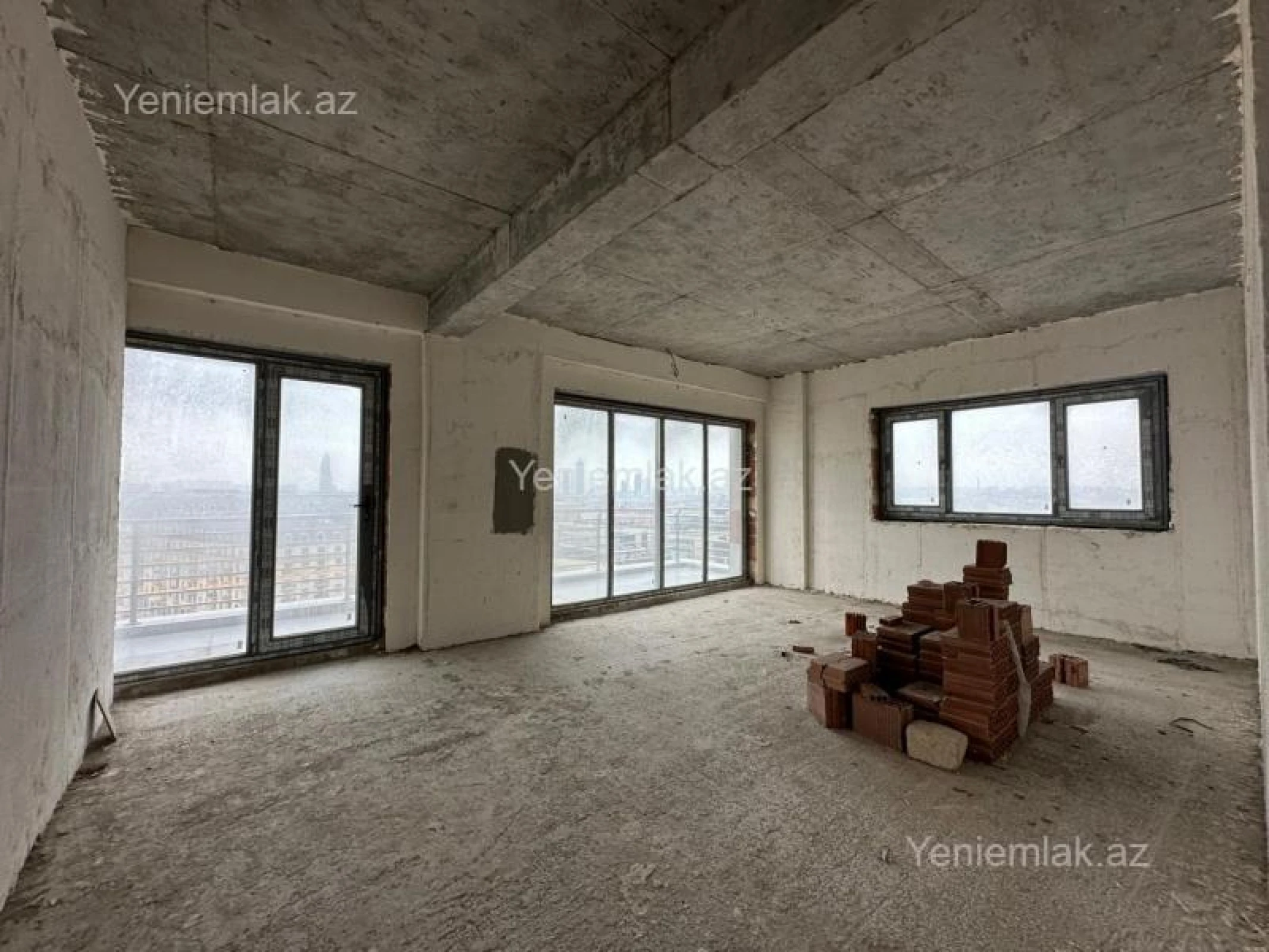 Satılır 3 otaqlı yeni tikili 162 m²