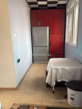 Satılır 2 otaqlı köhnə tikili 45 m²