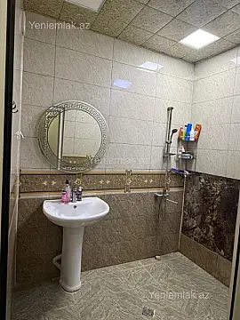 Satılır 2 otaqlı köhnə tikili 45 m²