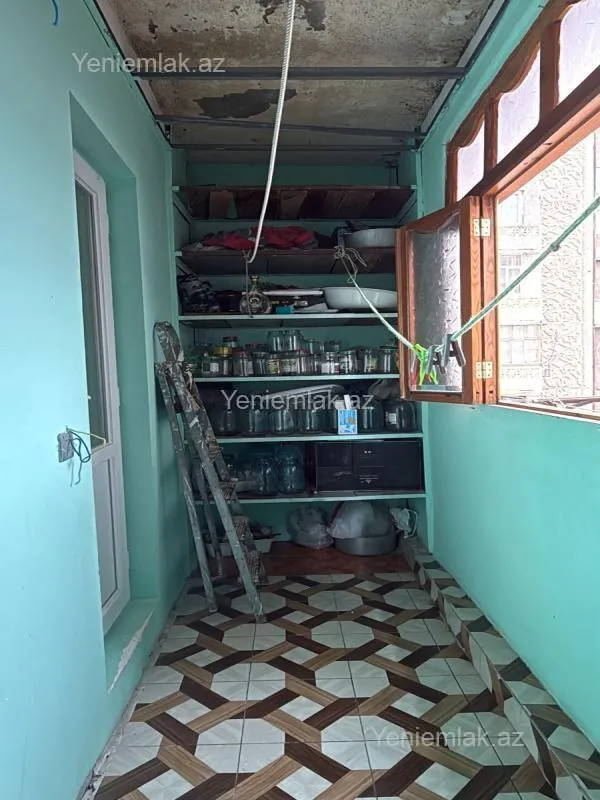 Satılır 2 otaqlı köhnə tikili 45 m²