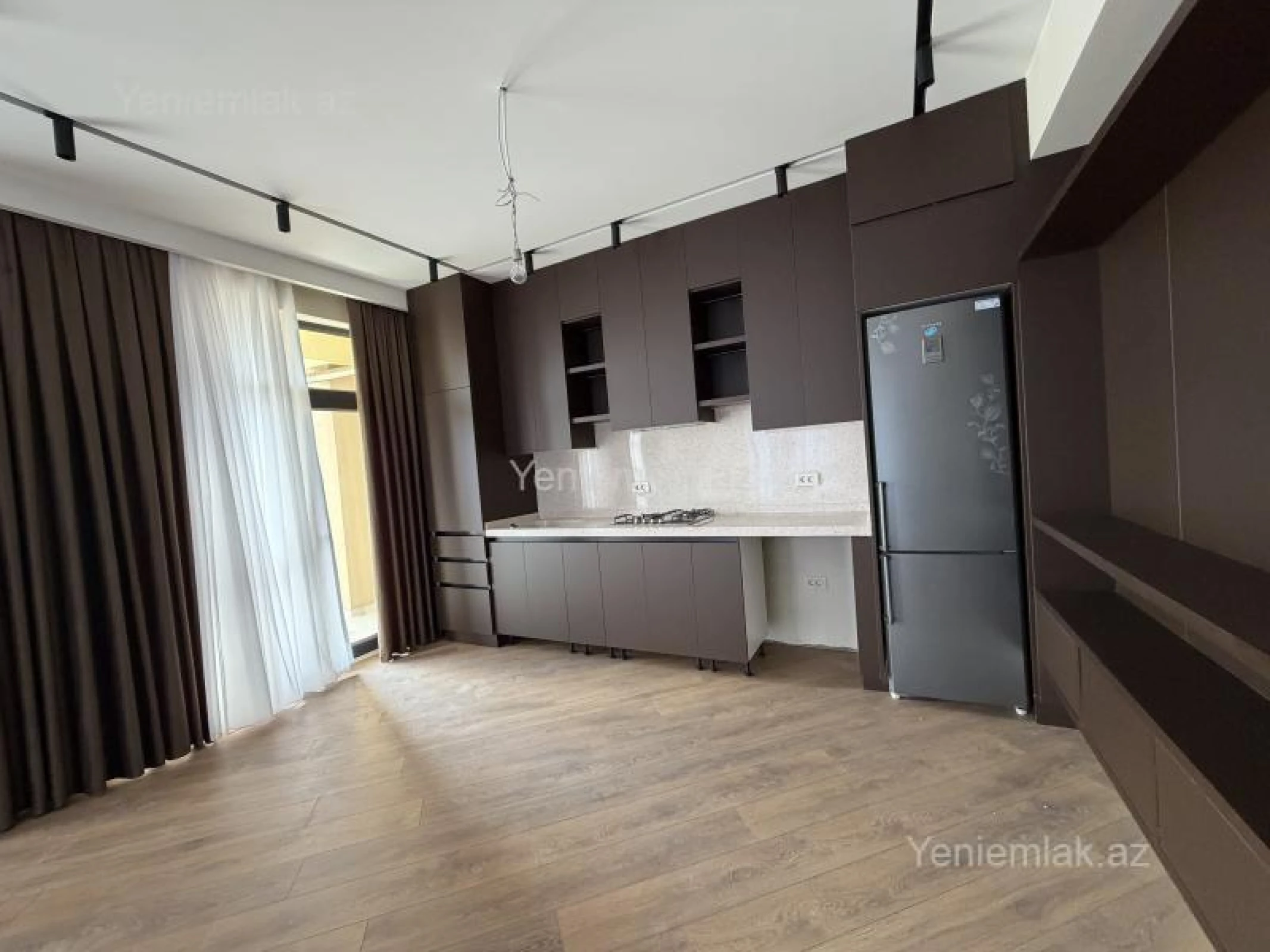 Satılır 3 otaqlı yeni tikili 127 m²