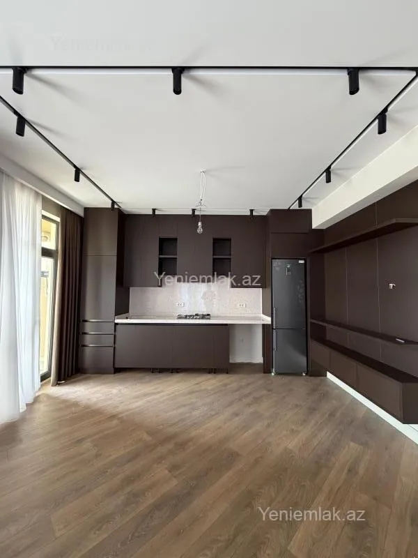 Satılır 3 otaqlı yeni tikili 127 m²