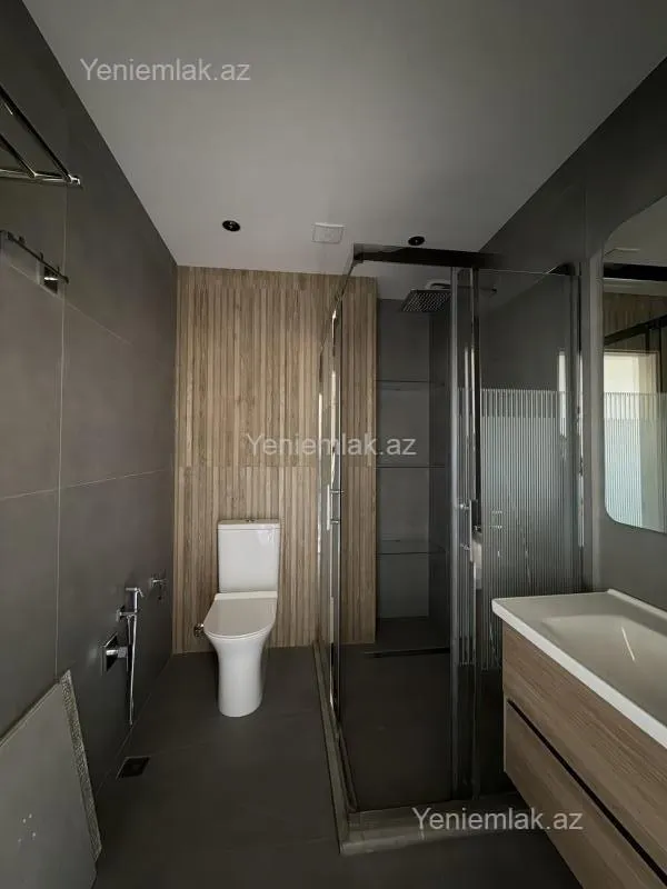 Satılır 3 otaqlı yeni tikili 127 m²