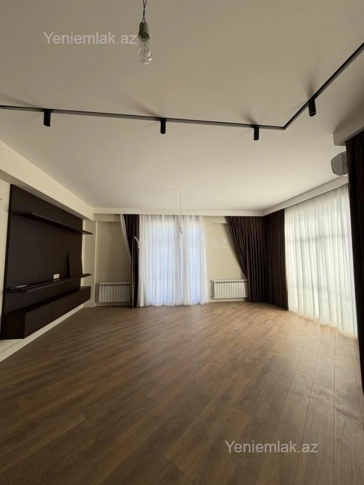 Satılır 3 otaqlı yeni tikili 127 m²