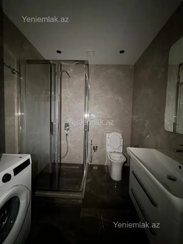 Satılır 3 otaqlı yeni tikili 127 m²