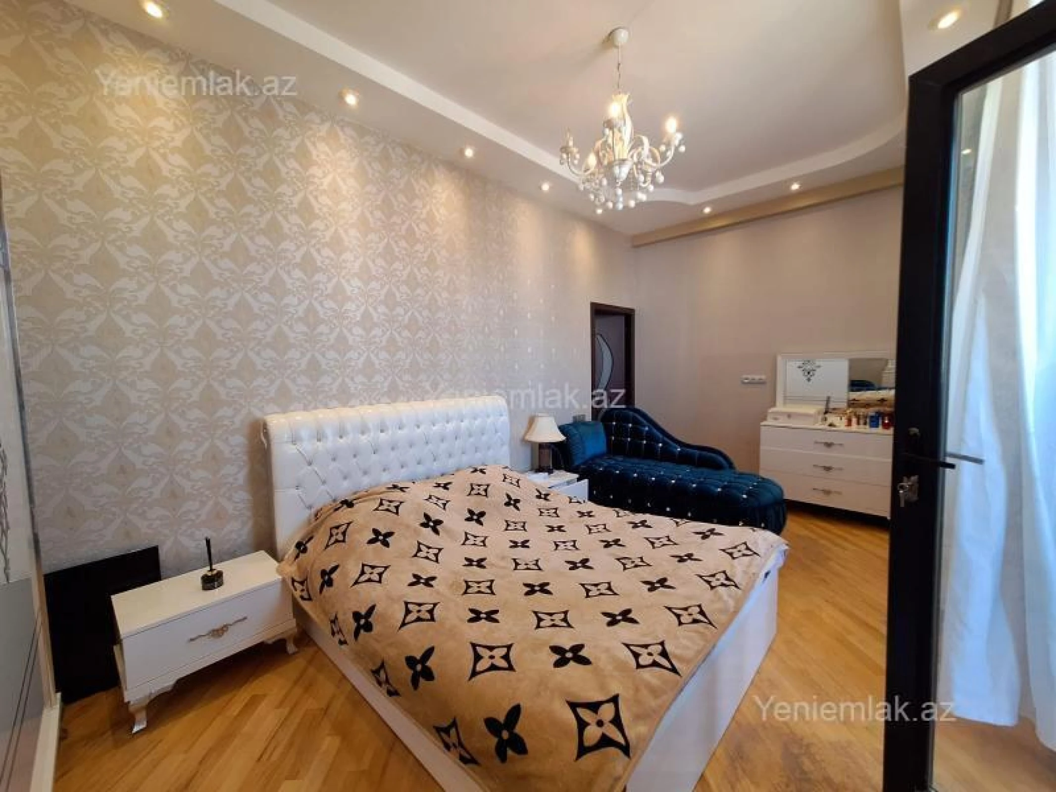 Satılır 3 otaqlı yeni tikili 102 m²