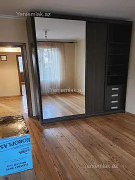 Satılır 3 otaqlı köhnə tikili 80 m²