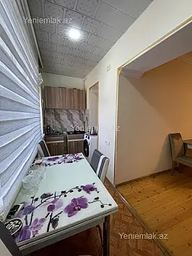 Satılır 2 otaqlı köhnə tikili 40 m²
